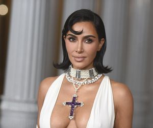 Gwiazdy na gali Lacma: Kim Kardashian i Laura Dern z biustem na wierzchu