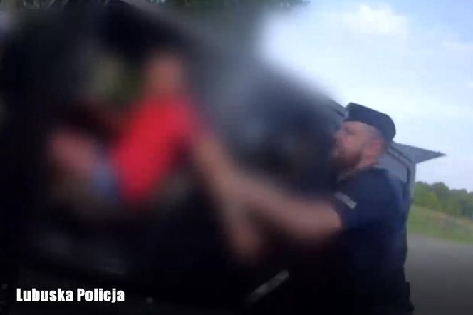 Pijany kierowca demolował wieś