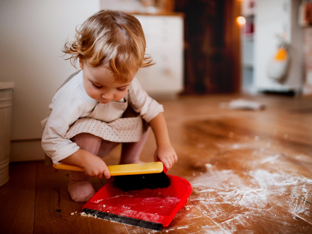 Nadmiar higieny sprzyja alergii. Nie przesadzaj ze sterylnością i pozwól dziecku się pobrudzić 
