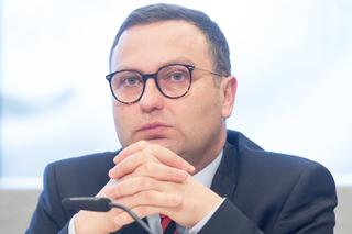 Rafał Sura złożył rezygnację z RPP. Czeka na zgodę Senatu