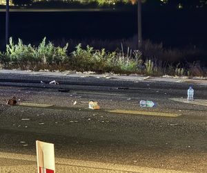 Błonie. Wjechali hulajnogą elektryczną prosto pod tira. Nie mieli szans, zaginęli na miejscu