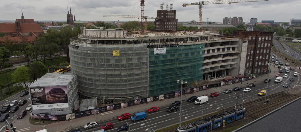 Bryła apartamentowca OVO Wrocław nabiera kształtu