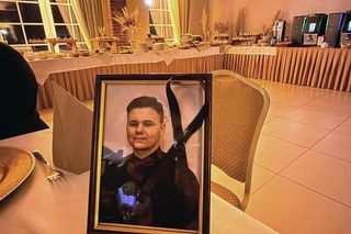 Mateusz nie doczekał studniówki. Piękny gest kolegów z klasy i nauczycieli