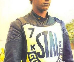 Stary żużel w kolorze