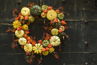 Jesienny wianek na drzwi