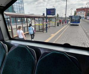 Byliśmy na przejażdżce elektrycznym autobusem po Bydgoszczy. Furorę robi jeden drobiazg 