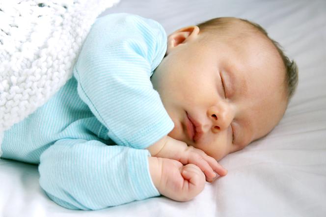 Ile snu potrzebuje 4-miesięczne dziecko?