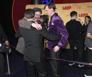 Premiera LARP. Miłość, trolle i inne questy: Pawł Deląg z partnerką