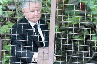 Kaczyński chce napisać nową konstytucję. Mamy anarchię prawną na wielką skalę