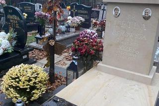 Hieny cmentarne okradły grób starosty. Niewiarygodne, co zniknęło! Rodzina apeluje do złodziei