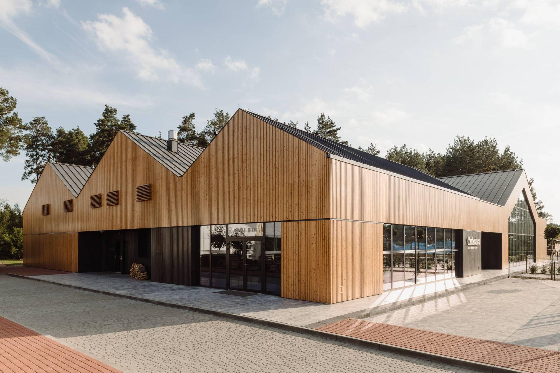 Dom weselny Lubaszka pracowni MEEKO Architekci