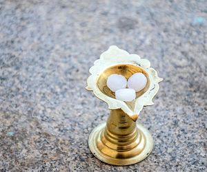 Zapalam to raz w tygodniu. Oczyszczam dom ze złej energii i przyciągam szczęście. Jak to działa?