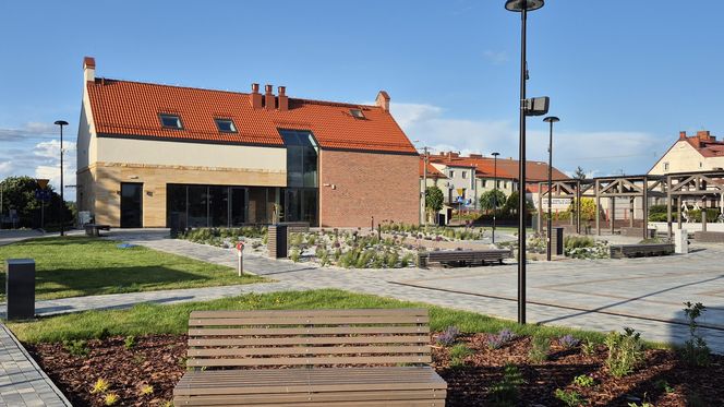 Miejscowość na Mazurach zmieniła się nie do poznania. Było obskurne targowisko, jest tężnia i muzeum