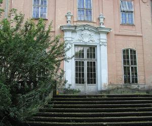 Pałac Goetza w Brzesku. Dawna siedziba rodziny Goetzów-Okocimskich, właścicieli Browaru Okocim