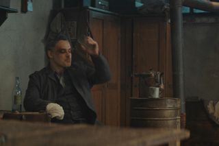 Zatoka szpiegów 2, odcinek 12. Redliński (Jan Wieczorkowski)