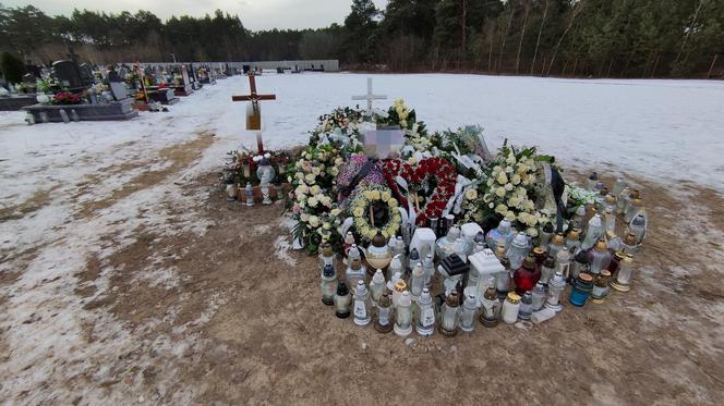 Wzruszający widok grobu Igi potrąconej przez tramwaj w Fordonie