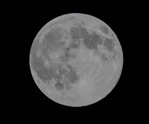 Niesamowita superpełnia Księżyca widziana z Przemyśla