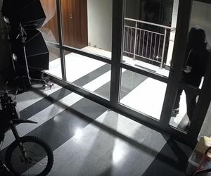 Mieszkanie Szalonego Reportera zaatakowane siekierami