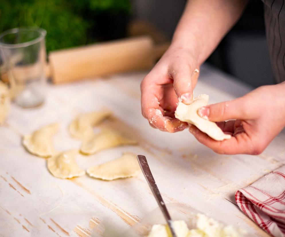 Ciasto na pierogi - przepis na idealne ciasto do pierogów