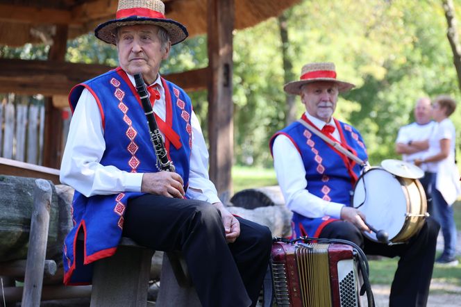 W skansenie w Lublinie pokazali, jak dawniej wyglądały wykopki kartoflane