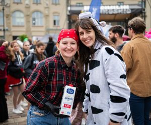 Korowód studentów podczas juwenaliów 2025 w Krakowie