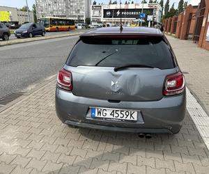 Czołowe zderzenie autobusu miejskiego z tramwajem. Kierowca zasłabł za kierownicą