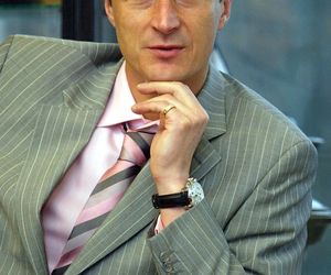 Tomasz Hajto o narodzinach córki i walce o jej życie. Zdradził nam traumatyczne szczegóły. Teraz kipi szczęściem 