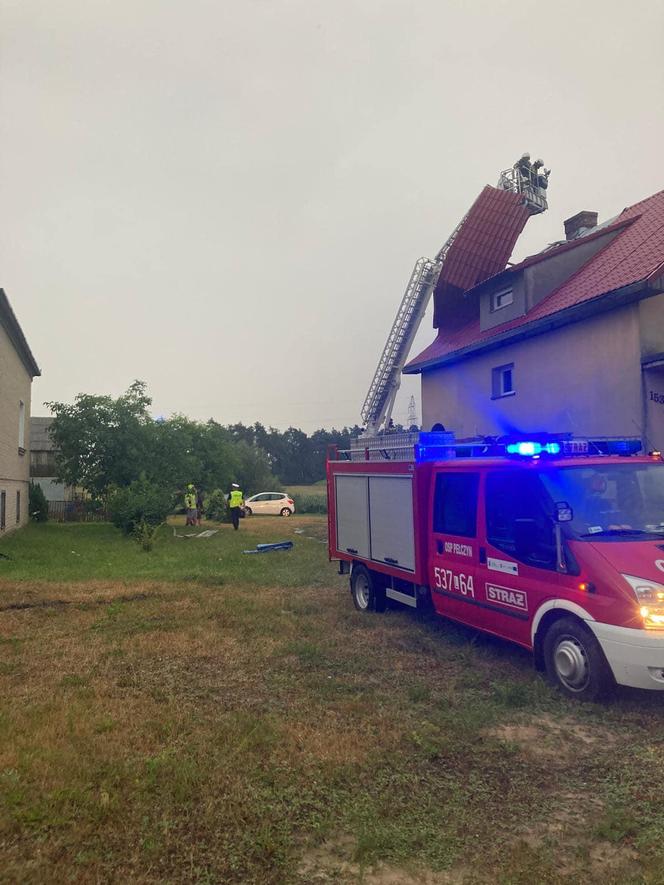 Potężna nawałnica przeszła przez woj. lubelskie. Straty są ogromne, jedna osoba jest ranna [ZDJĘCIA]