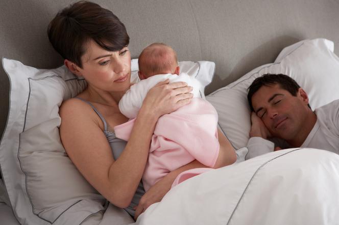 deficyt snu po urodzeniu dziecka 