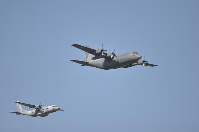 C-130 Hercules i C295