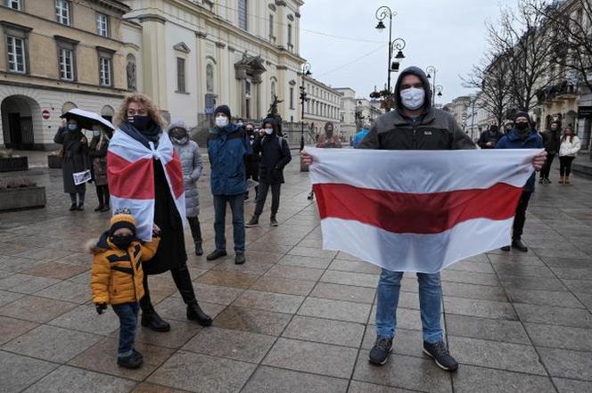 Warszawa. Akcja solidarnościowa z Nawalnym