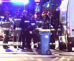 Antyterroryści zatrzymali mężczyznę w Ząbkach. Zabarykadował się w domu