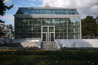 Nowa oranżeria w Ogrodzie Botanicznym UJ. Zastąpiła poprzedniczkę z XIX wieku 