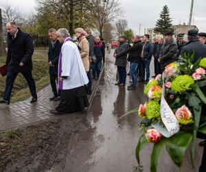 Rok od tragedii w Przewodowie. Odsłonięto tablicę