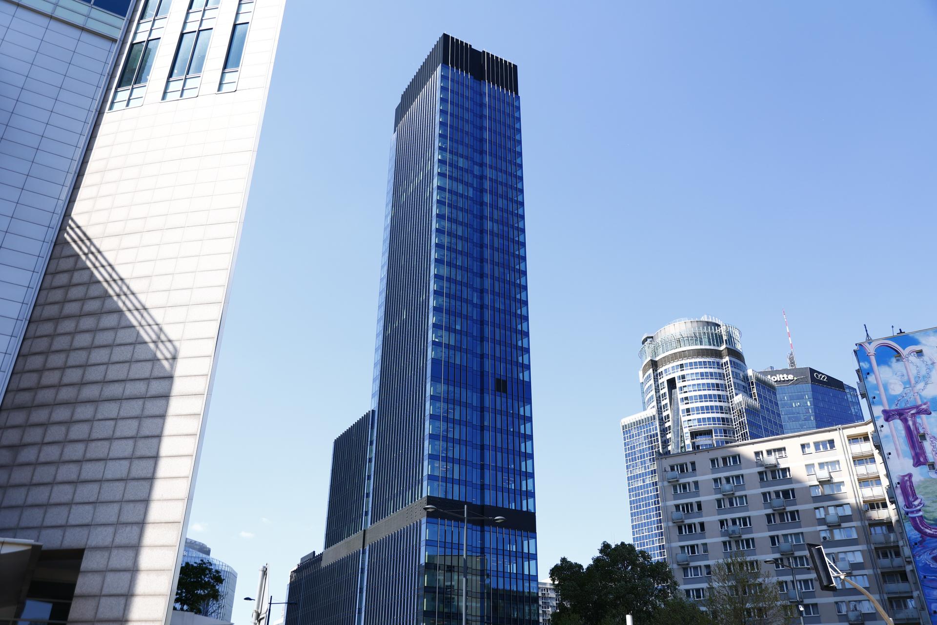 Skysawa, Warszawa, ul. Świętokrzyska 36