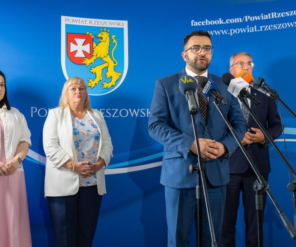 Rodziny zastępcze pilnie potrzebne. Powiat Rzeszowski rozpoczął ważną kampanię