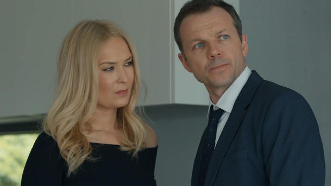 Barwy szczęścia, odcinek 3236. Karolina (Marta Dąbrowska), Bruno (Lesław Żurek)