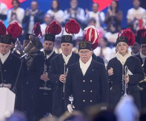 Konwencja KO w Gliwicach. Tusk, Trzaskowski, Protest związkowców i sprzedaż flag Polski i UE