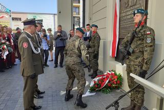 Odsłonięcie tablicy upamiętniającej 100-lecie Cudu nad Wisłą