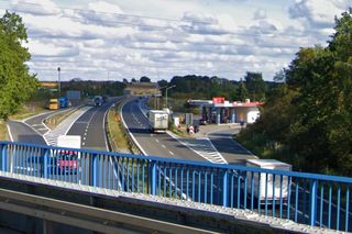 Historyczna stacja paliw w Kołbaskowie