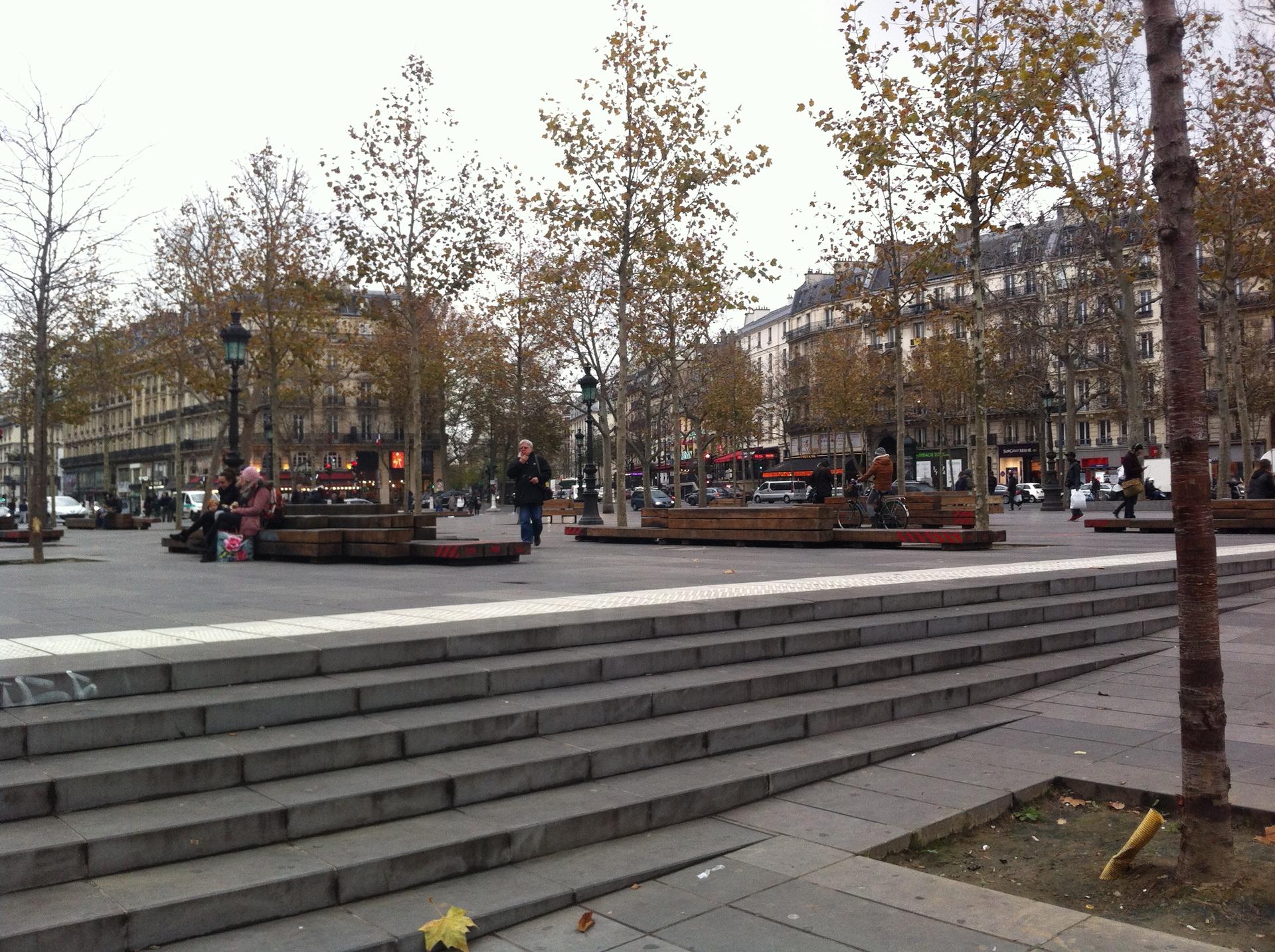 Korespondencja z Paryża, część II: Forum des Halles i Place de la République