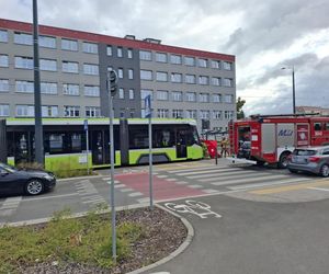 Tragedia w centrum Olsztyna. Tramwaj potrącił rowerzystkę. Policja zdradza ważny szczegół