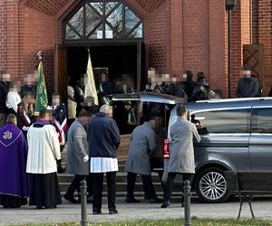 Pogrzeb 16-letniej Kingi. Razem z koleżanką zginęła w tragicznym wypadku