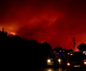 Wielkie pożary na Krecie! Polscy turyści ewakuowani. Portugalia też zagrożona!