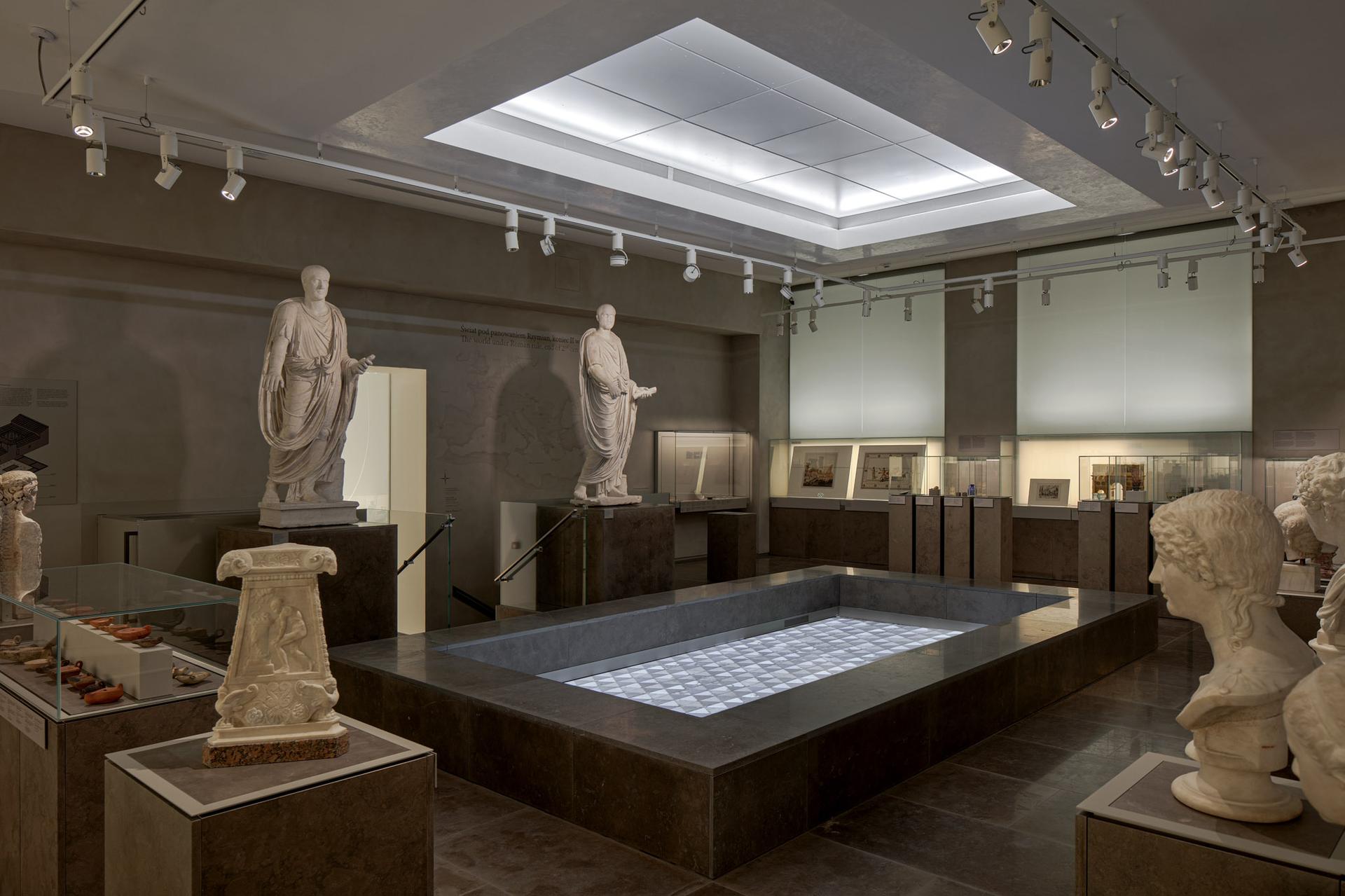 Galeria Sztuki Starożytnej projektu Nizio Design International: fotospacer po zmodernizowanych wnętrzach