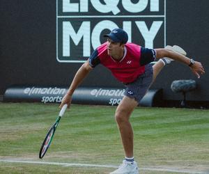 O której gra Hurkacz mecz dzisiaj ATP Halle Polak zaczyna dziś obronę tytułu! KIEDY gra Hurkacz - Eubanks O której godzinie mecz Hurkacza dzisiaj w Halle 20.06.2023