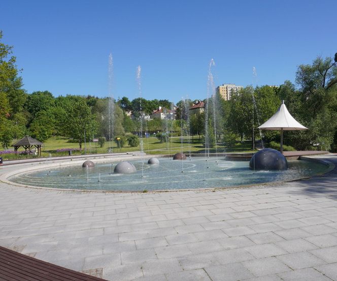 To najpiękniejszy park miejski w Olsztynie według AI. Zajmuje niemal 13 hektarów!