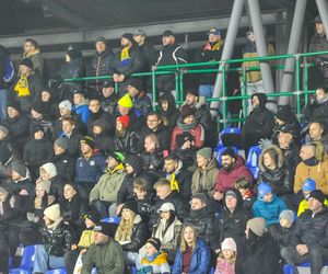 Elana Toruń - Zawisza Bydgoszcz 1:1, zdjęcia kibiców, opraw i piłkarzy ze Stadionu Miejskiego im. Grzegorza Duneckiego