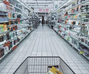 Niedziela Palmowa 2023. W jakich godzinach sklepy są otwarte?