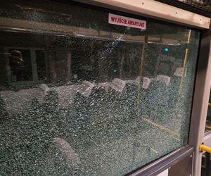Ktoś strzelał do autobusu w Jeleniej Górze